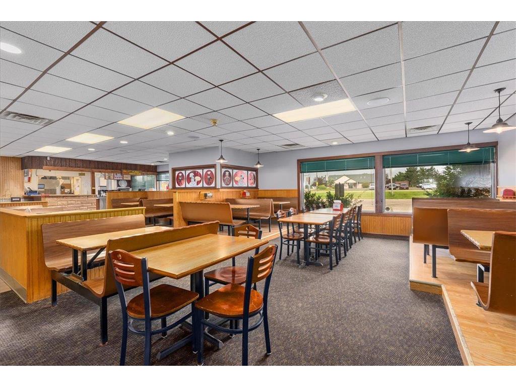 1230 N Knowles Avenue New Richmond WI 54017 6769625 image3