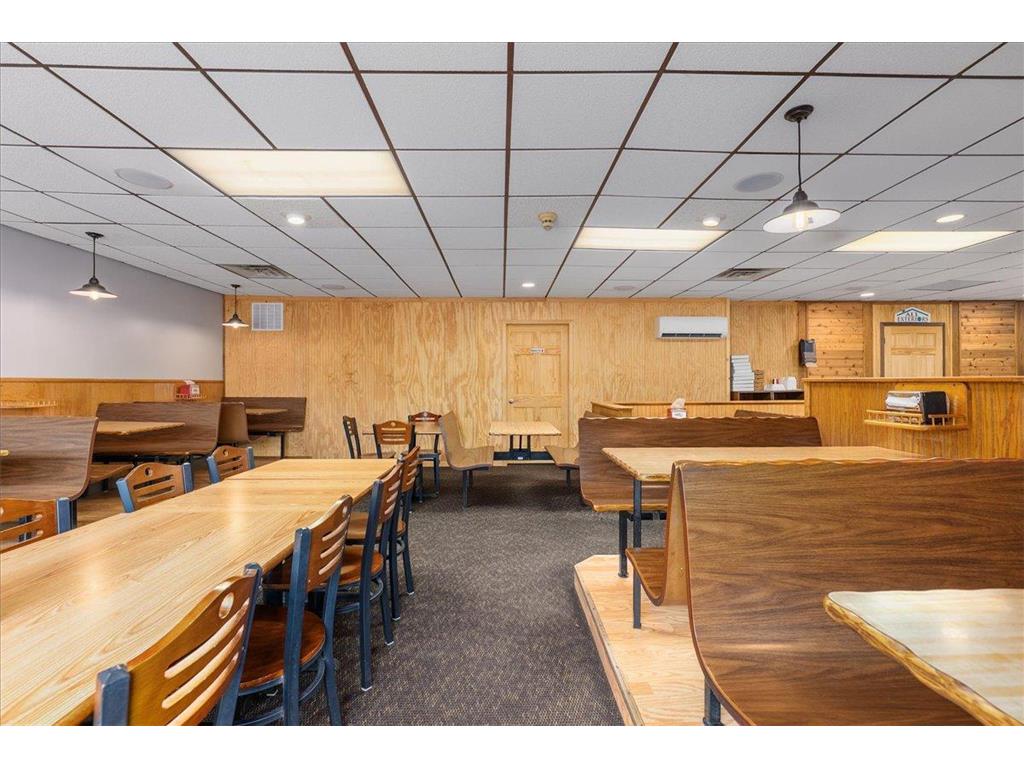 1230 N Knowles Avenue New Richmond WI 54017 6769625 image5