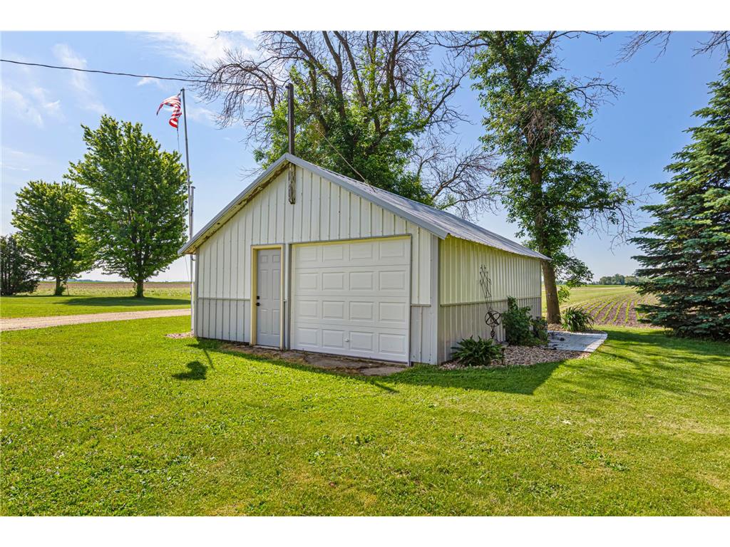 12304 720th Street Blooming Prairie MN 55917 7085557 image16