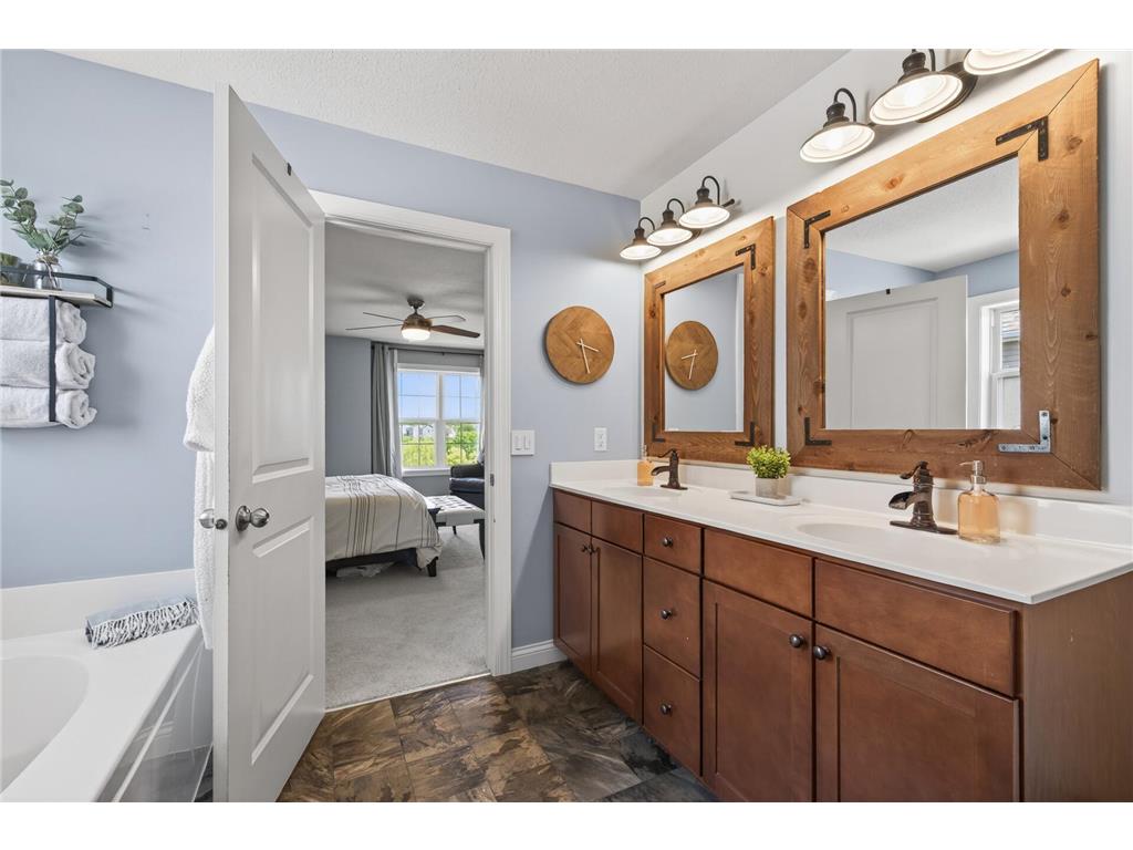 12308 3rd Street NE Blaine MN 55434 7061091 image27