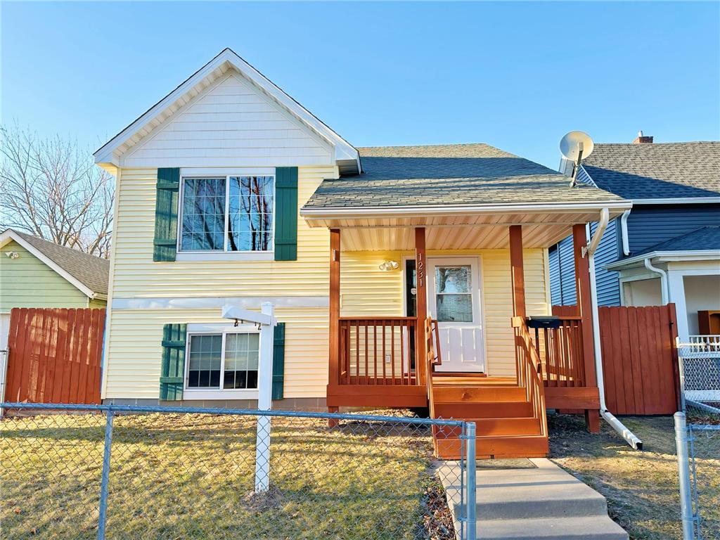 1231 6th Street E Saint Paul MN 55106 6515122 image1