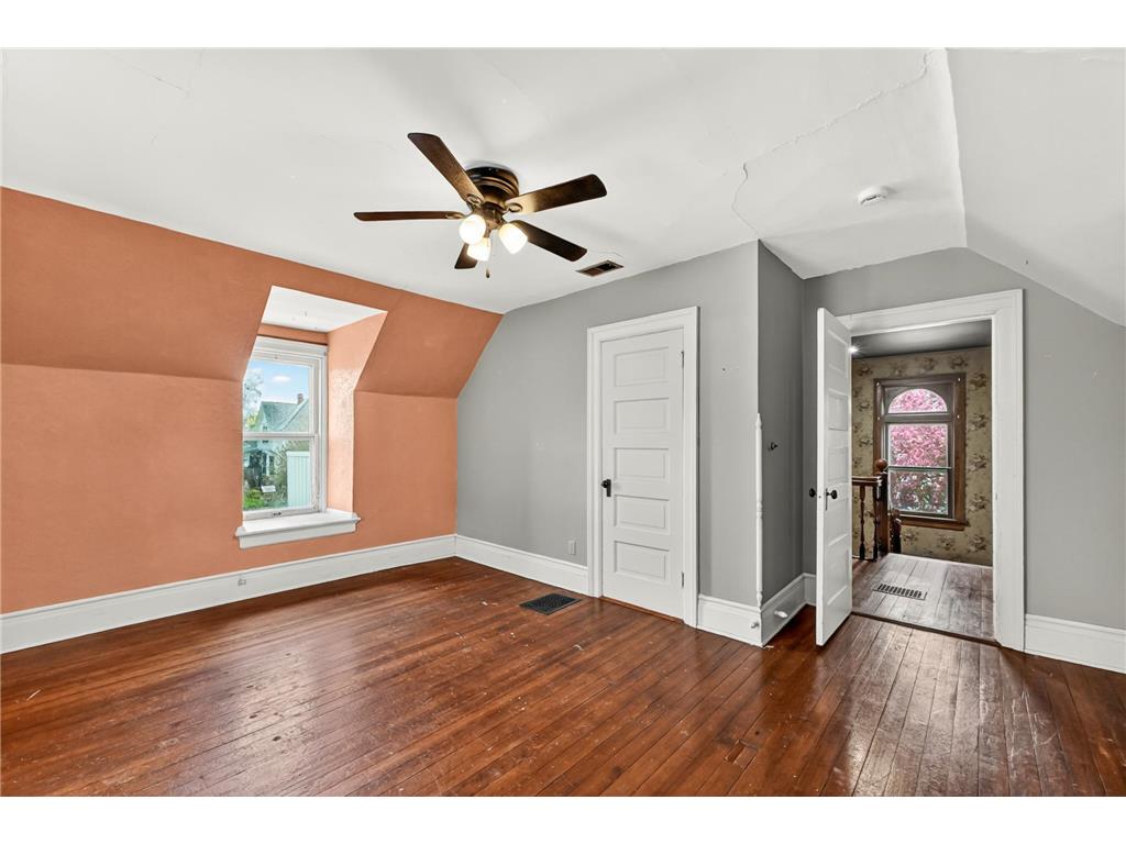 1231 Church Avenue Saint Charles MN 55972 7039599 image22