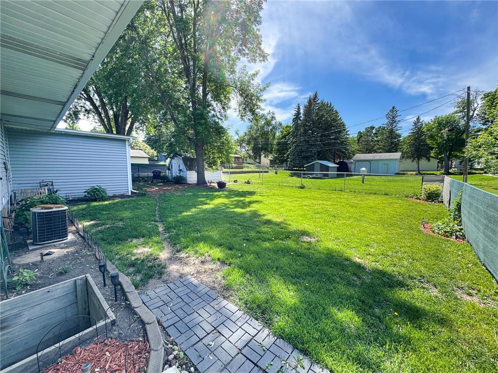 1231 N Baird Avenue Fergus Falls MN 56537 7085884 image37