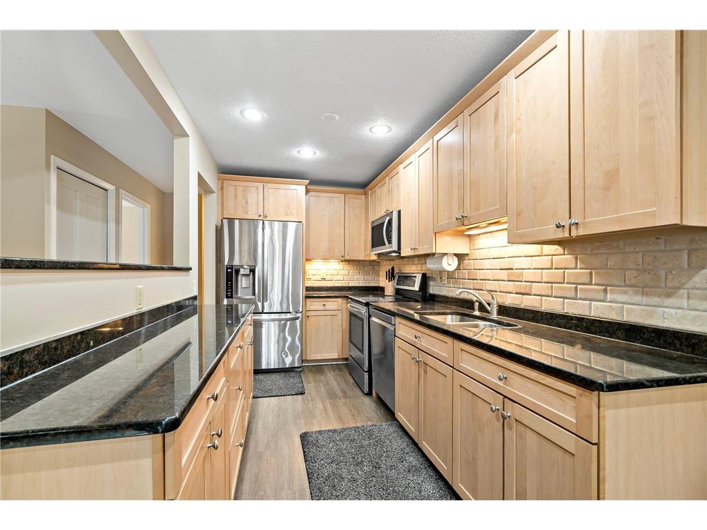 12315 Oak Leaf Court Burnsville MN 55337 7073154 image11