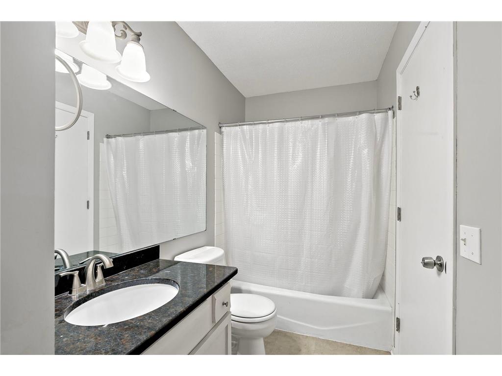 12315 Oak Leaf Court Burnsville MN 55337 7073154 image20
