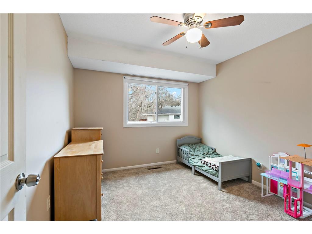 12315 Oak Leaf Court Burnsville MN 55337 7073154 image22