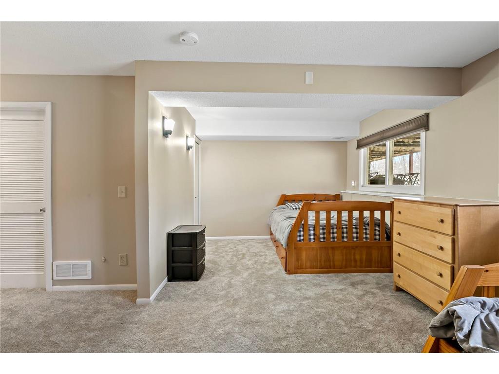 12315 Oak Leaf Court Burnsville MN 55337 7073154 image26