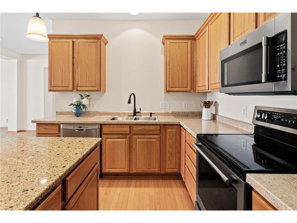 12315 Zumbrota Circle NE #C Blaine MN 55449 7071056 image8