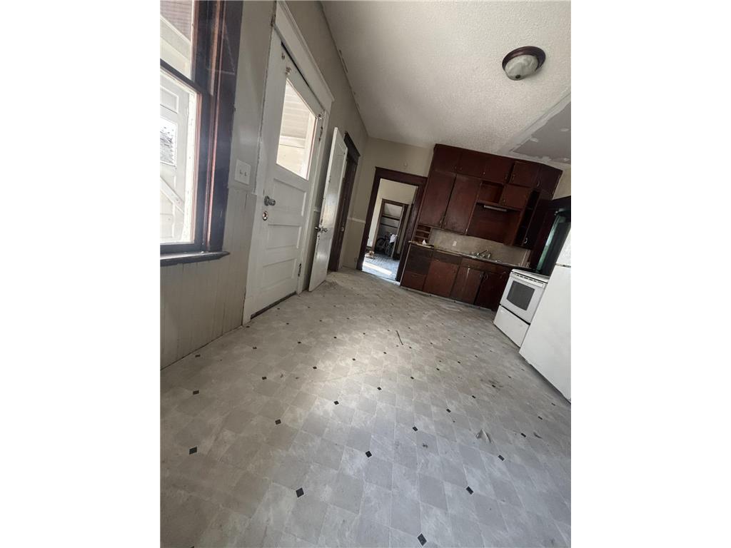 1232 Albemarle Street Saint Paul MN 55117 7043766 image2