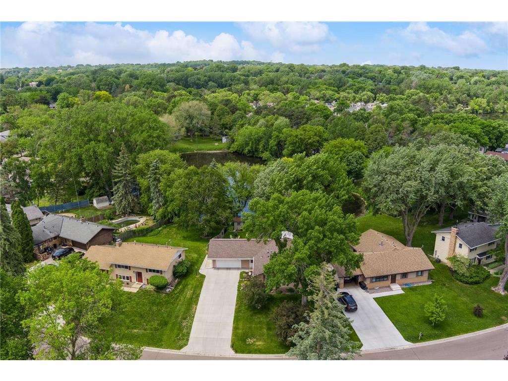 1232 Imperial Lane, New Brighton, MN, 55112 MLS 6378937 Edina Realty