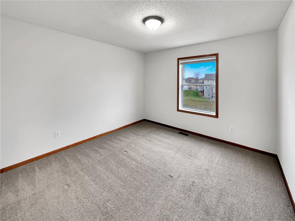 12325 3rd Street NE Blaine MN 55434 6820949 image22