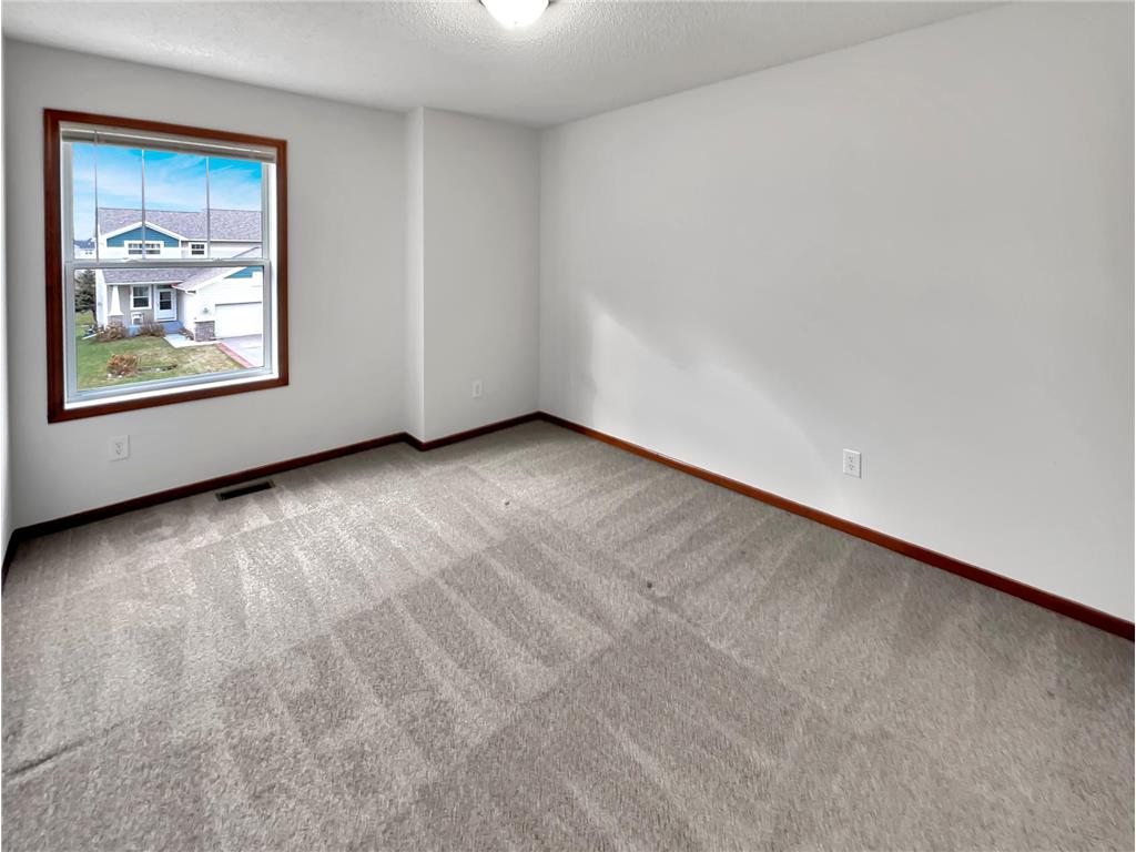 12325 3rd Street NE Blaine MN 55434 6820949 image24