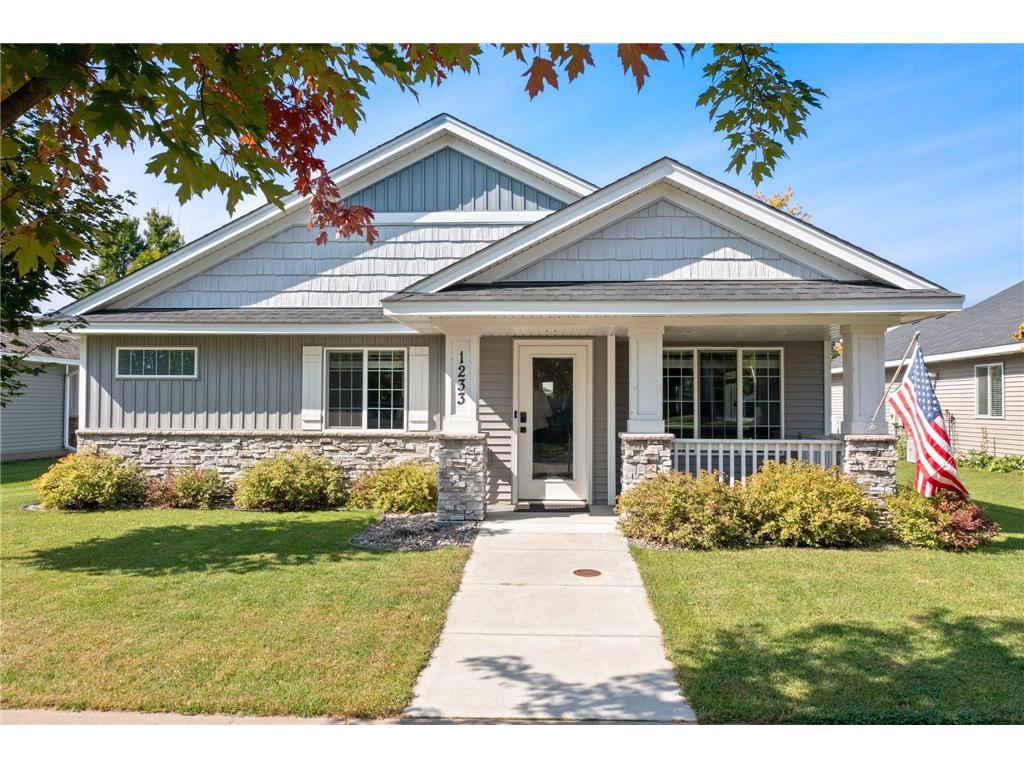 1233 Fern Street S Cambridge MN 55008 7039279 image1