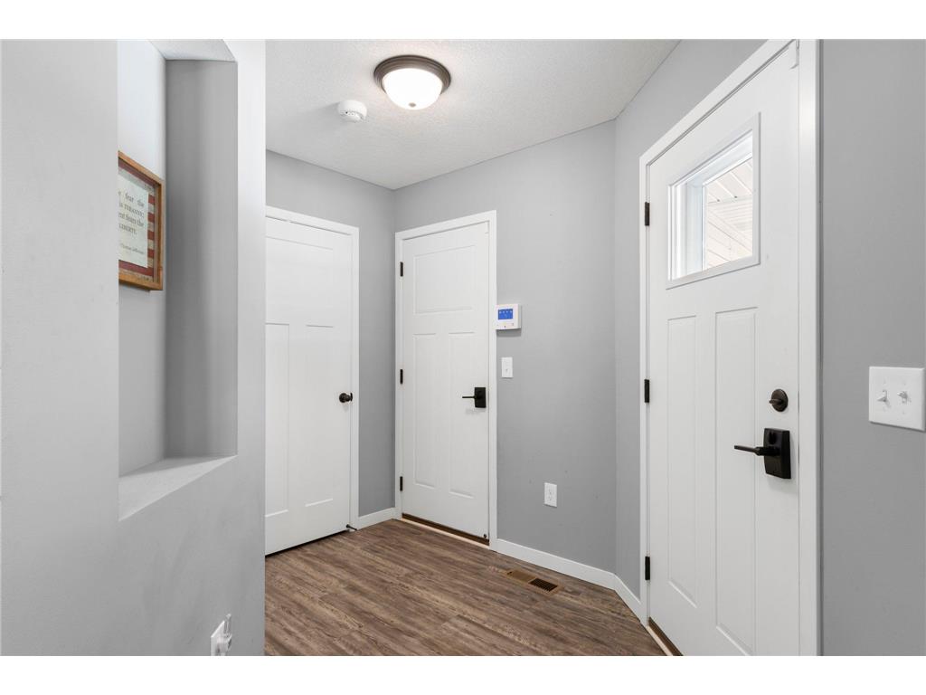 1233 Fern Street S Cambridge MN 55008 7039279 image16