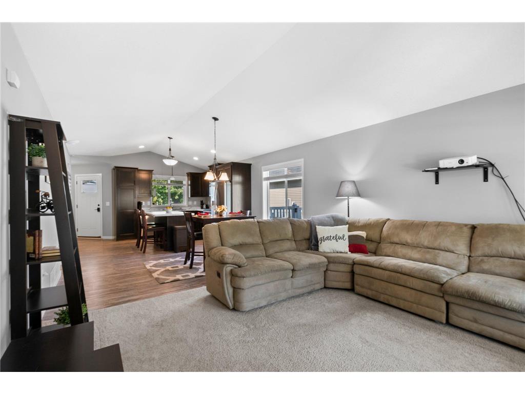 1233 Fern Street S Cambridge MN 55008 7039279 image4
