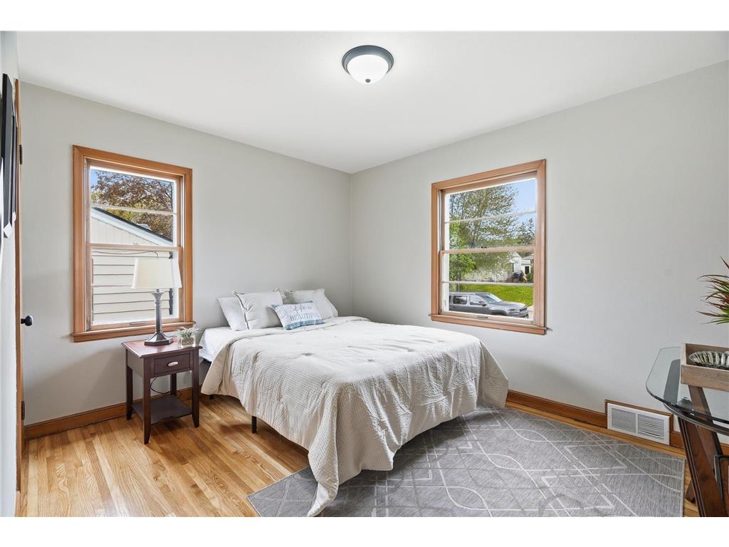 1234 Conway Street Saint Paul MN 55106 7064932 image28