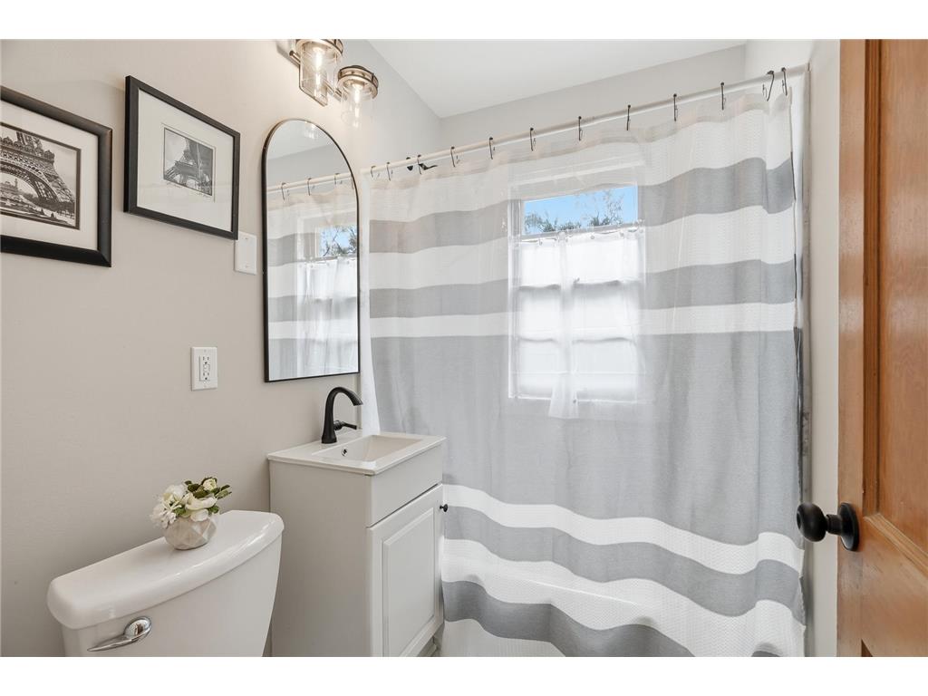 1234 Conway Street Saint Paul MN 55106 7064932 image32