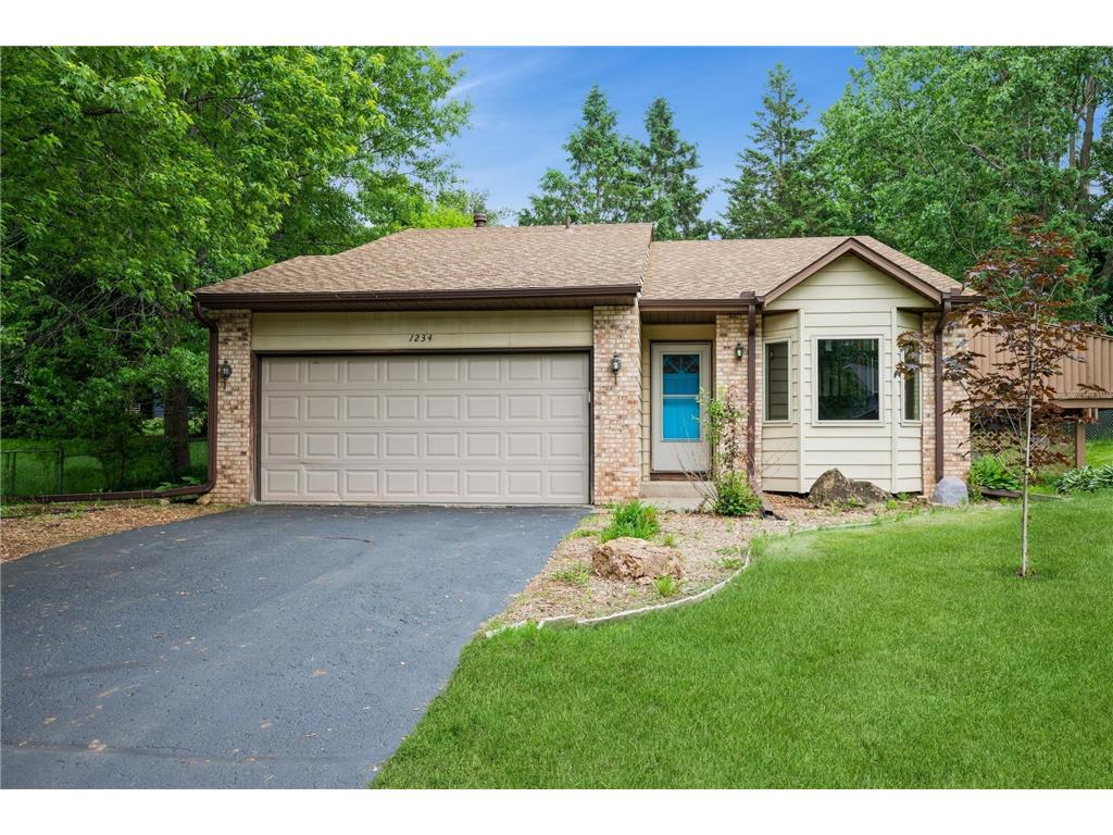 1234 Dennis Street N Maplewood MN 55119 6742065 image1