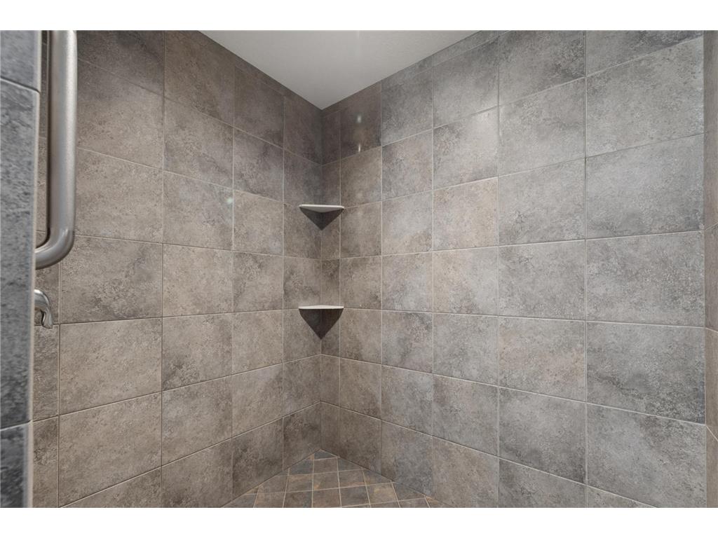 12345 Butternut Street NW Coon Rapids MN 55448 7064569 image16