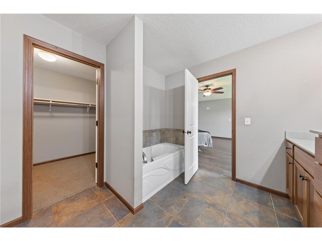 12345 Butternut Street NW Coon Rapids MN 55448 7064569 image17