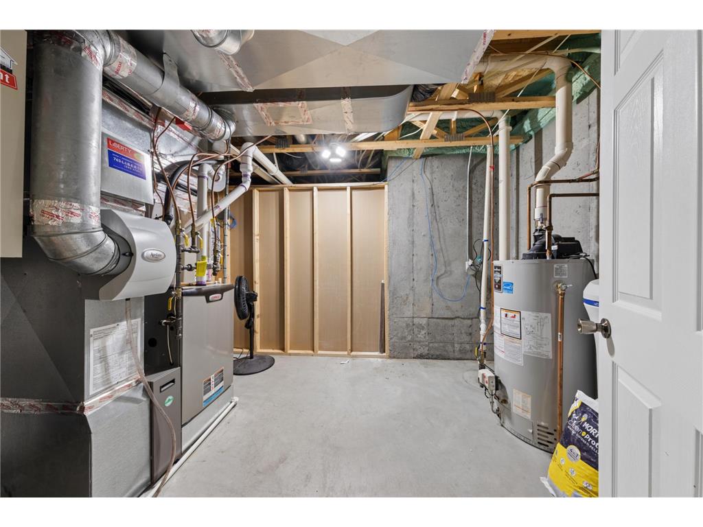12345 Butternut Street NW Coon Rapids MN 55448 7064569 image32
