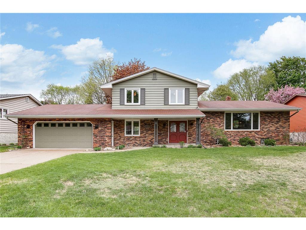 1235 Belmont Lane W Roseville MN 55113 6364399 image1