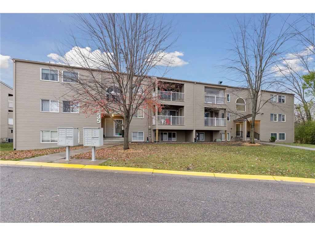 1235 Ferndale Street N #C12 Maplewood MN 55119 6628224 image1