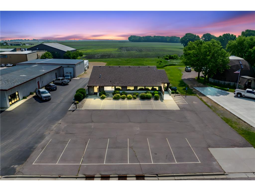 1235 Highway 15 S Fairmont MN 56031 6738304 image2