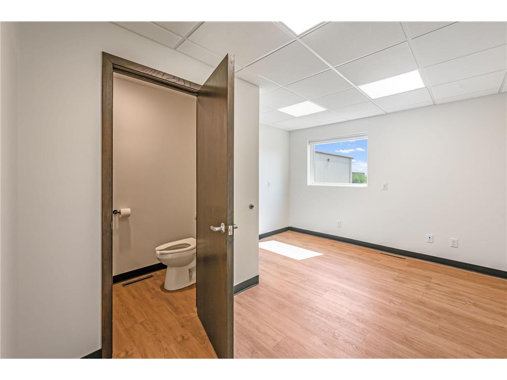 1235 Highway 15 S Fairmont MN 56031 6738304 image22