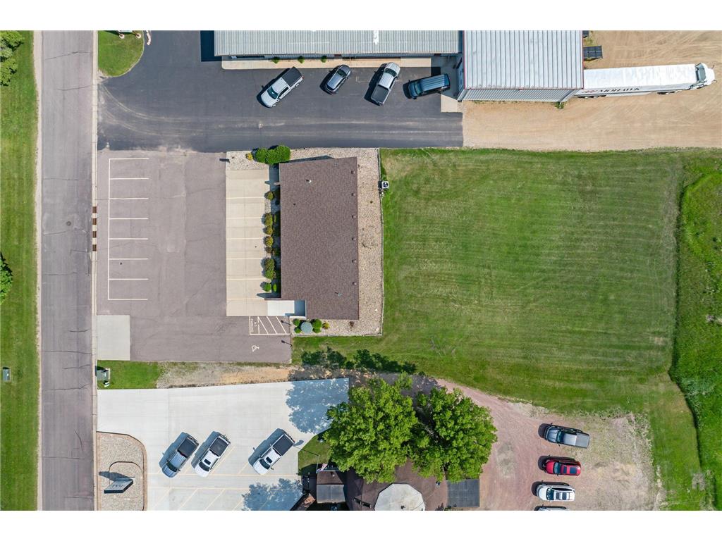 1235 Highway 15 S Fairmont MN 56031 6738304 image6