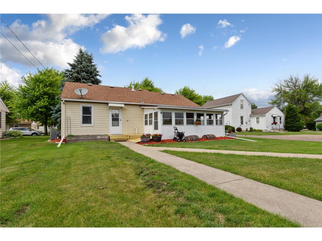1235 Marsh Street Mankato MN 56001 7096412 image38