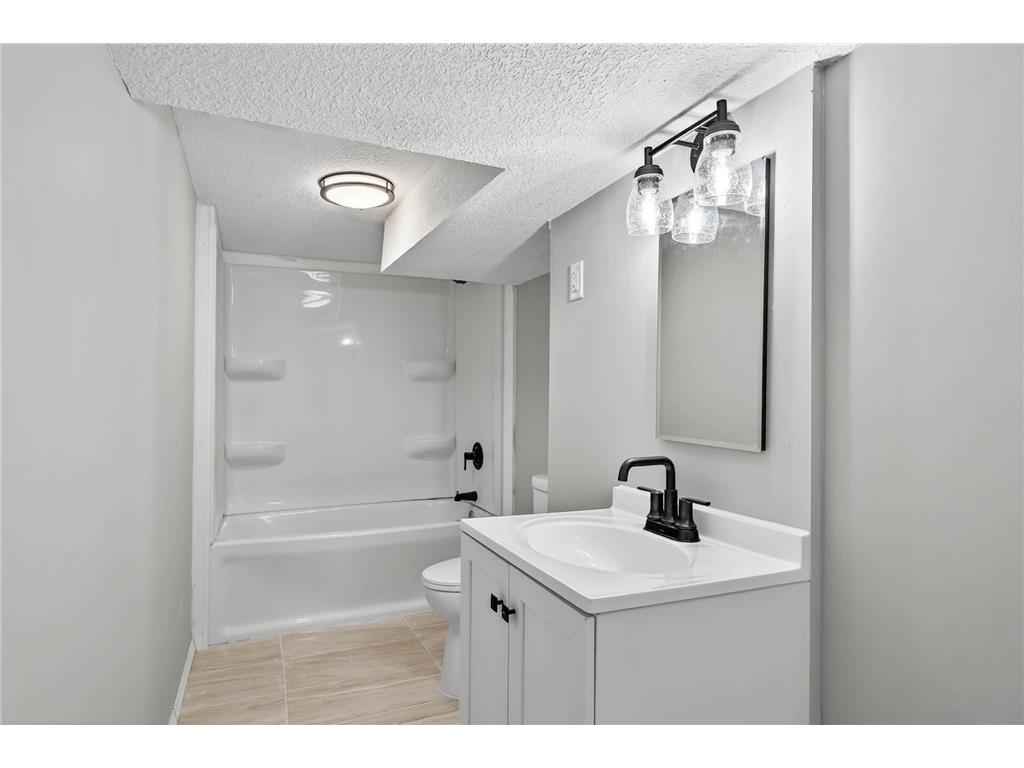 1235 Minnehaha Avenue E Saint Paul MN 55106 6789619 image15