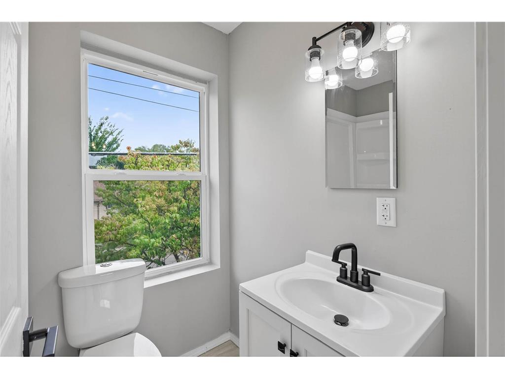 1235 Minnehaha Avenue E Saint Paul MN 55106 6789619 image23