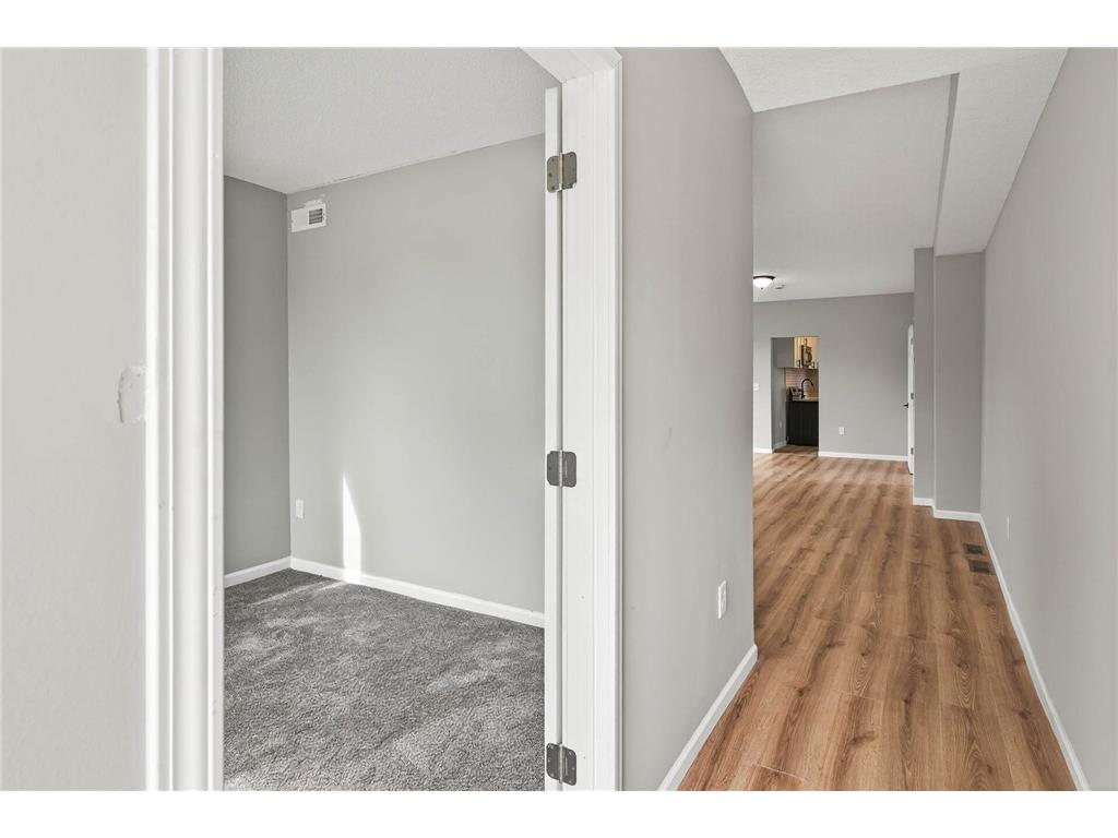 1235 Minnehaha Avenue E Saint Paul MN 55106 6789619 image4