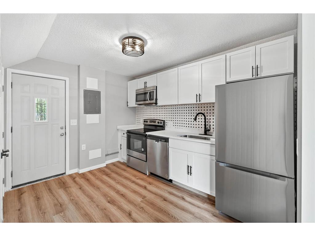 1235 Minnehaha Avenue E Saint Paul MN 55106 7008940 image19