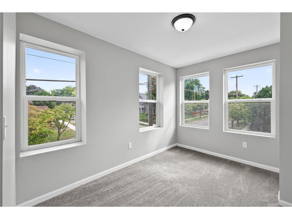 1235 Minnehaha Avenue E Saint Paul MN 55106 7008940 image22