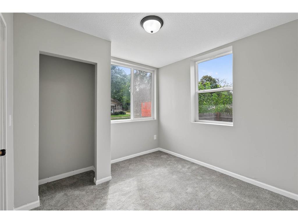 1235 Minnehaha Avenue E Saint Paul MN 55106 7008940 image5