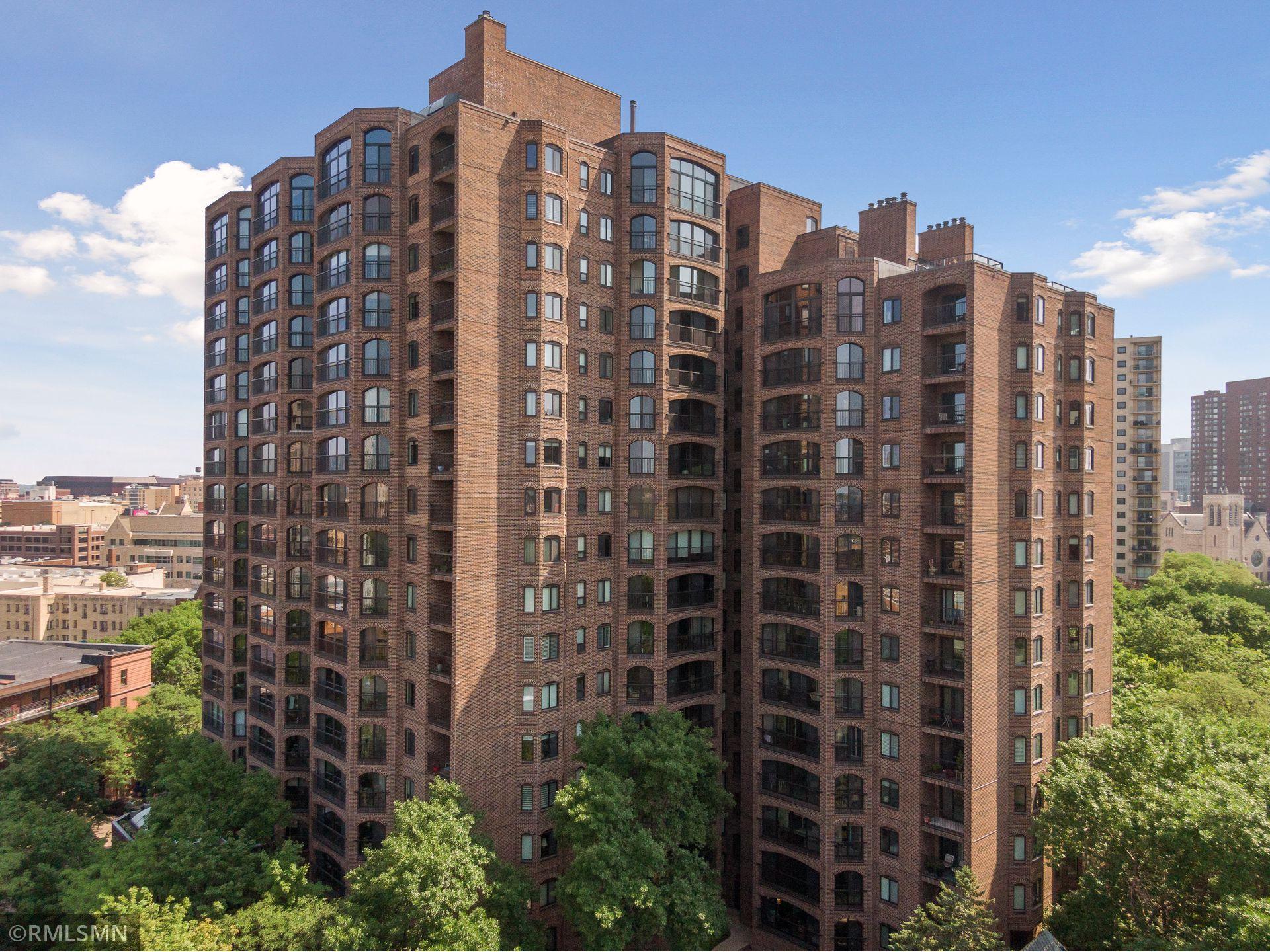 1235 Yale Place 1305, Minneapolis, MN, 55403 MLS 6135286 Edina Realty