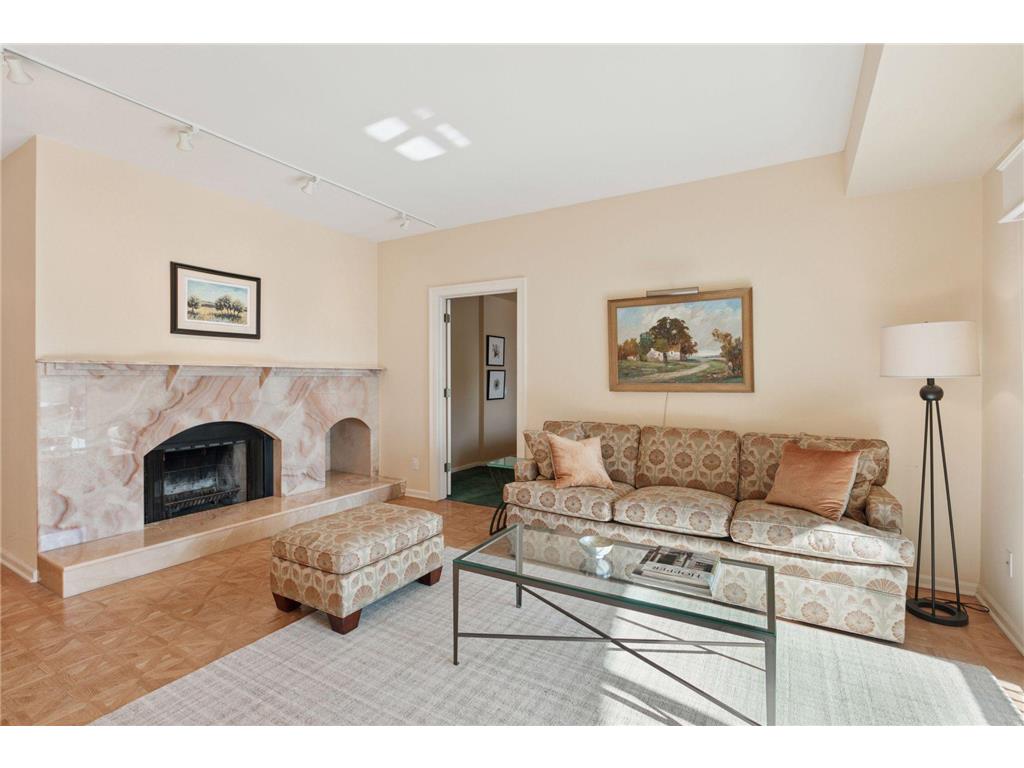1235 Yale Place #1505 Minneapolis MN 55403 7036224 image6