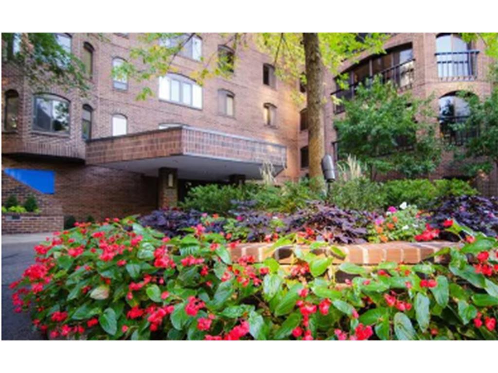 1235 Yale Place #1701 Minneapolis MN 55403 6763289 image32