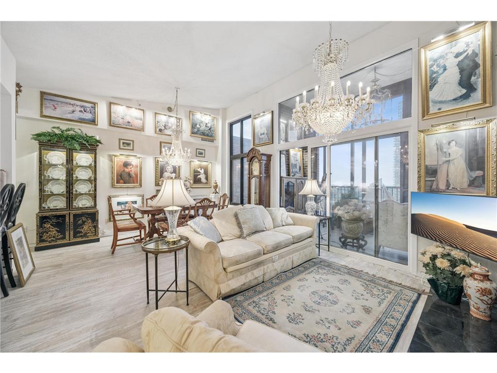 1235 Yale Place #1701 Minneapolis MN 55403 6763289 image9