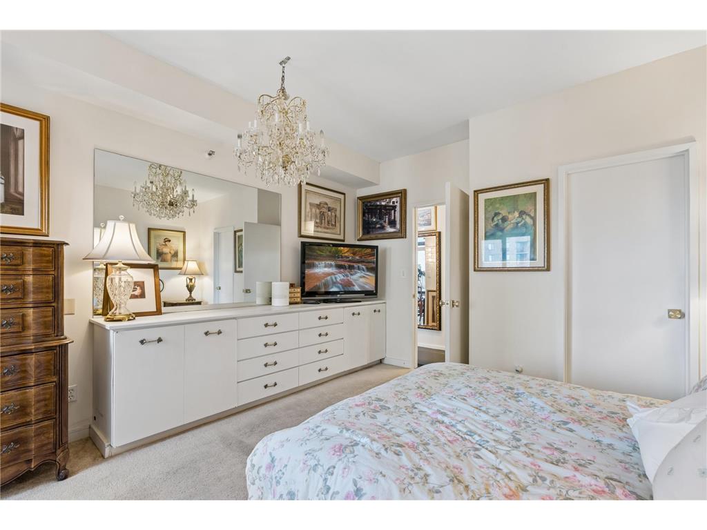 1235 Yale Place #1701 Minneapolis MN 55403 - Loring 7068433 image13