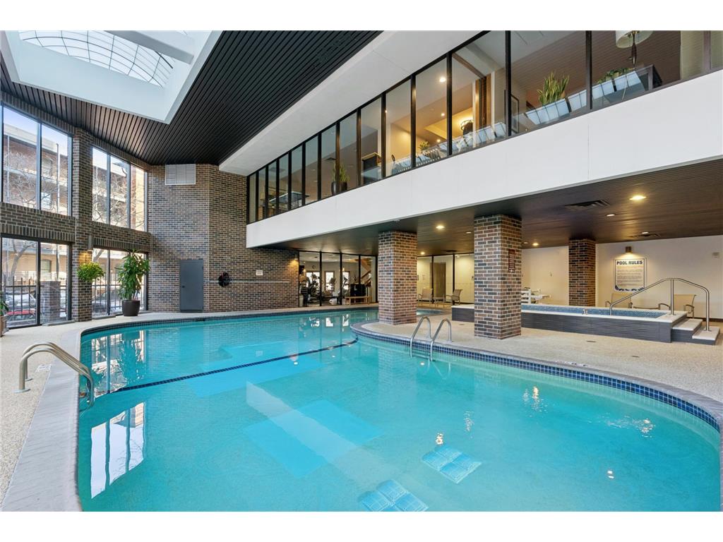 1235 Yale Place #1701 Minneapolis MN 55403 - Loring 7068433 image36