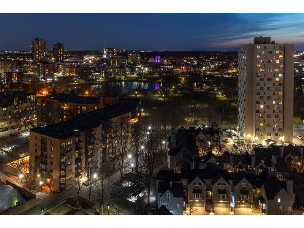 1235 Yale Place #1701 Minneapolis MN 55403 - Loring 7068433 image6