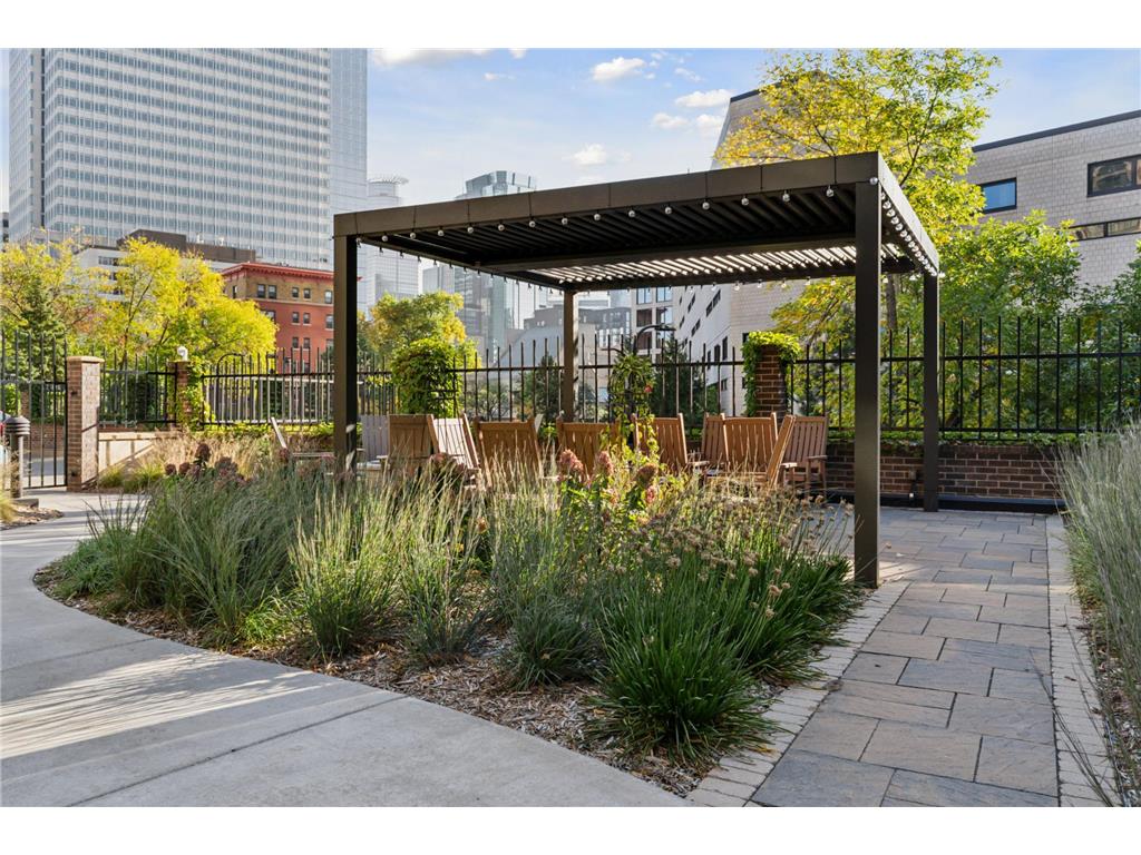 1235 Yale Place #1701 Minneapolis MN 55403 - Loring 7068433 image70