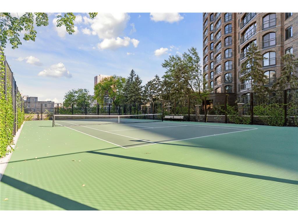 1235 Yale Place #1701 Minneapolis MN 55403 - Loring 7068433 image93