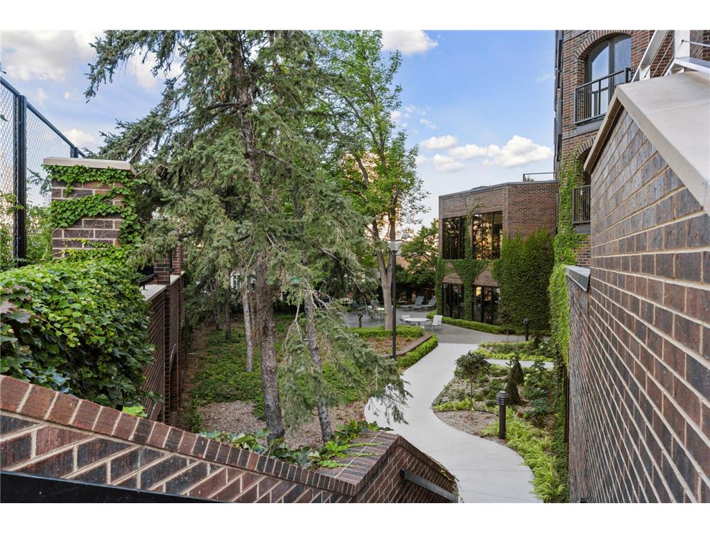 1235 Yale Place #1701 Minneapolis MN 55403 - Loring 7068433 image96