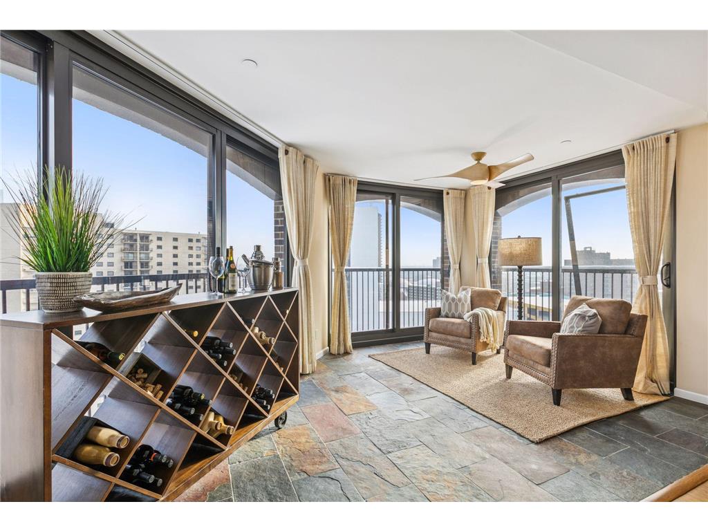1235 Yale Place #1706 Minneapolis MN 55403 6824725 image13