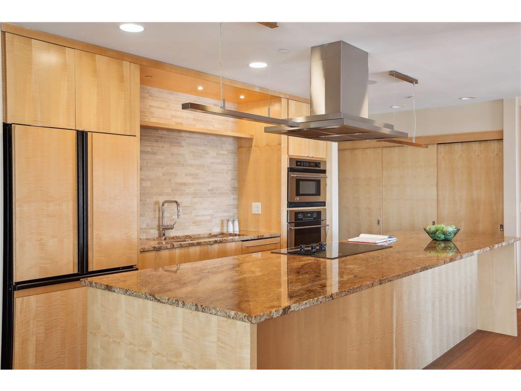 1235 Yale Place #1706 Minneapolis MN 55403 6824725 image14