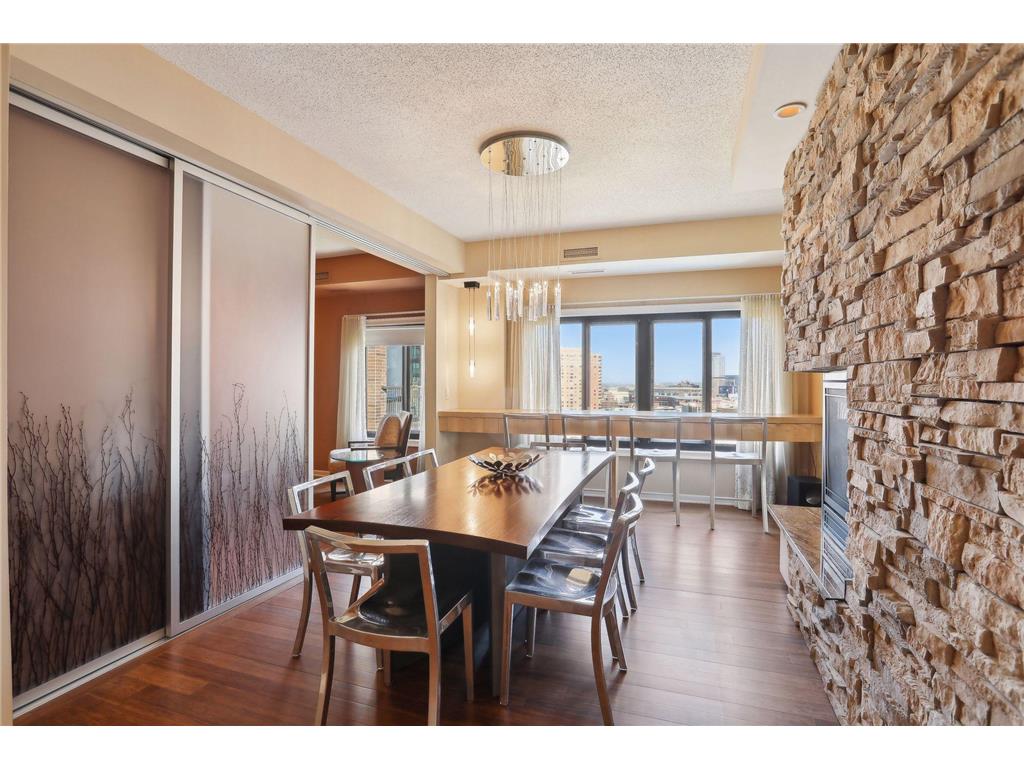 1235 Yale Place #1706 Minneapolis MN 55403 6824725 image20